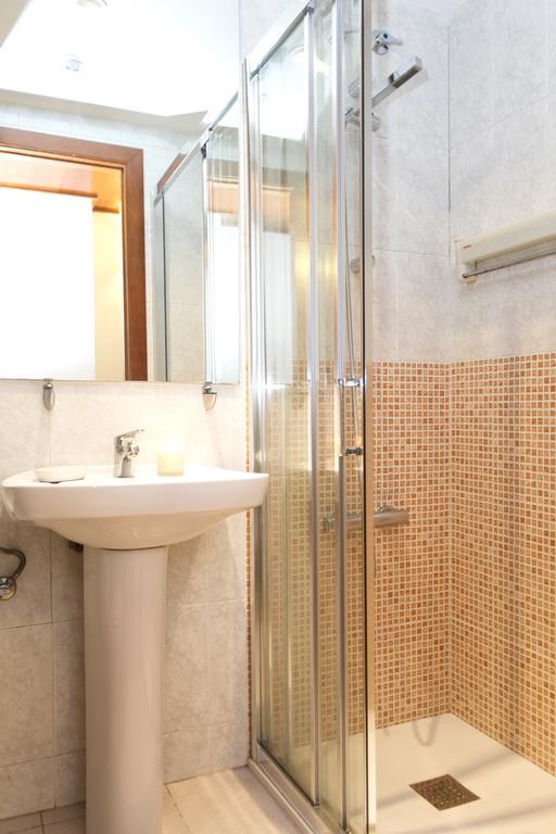 Apartment Bright Sagrada Familia Barcelona Szoba fotó